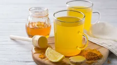Przygotuj własną lemoniadę z miodem i cytryną: świeżą, zdrową i niesamowicie smaczną